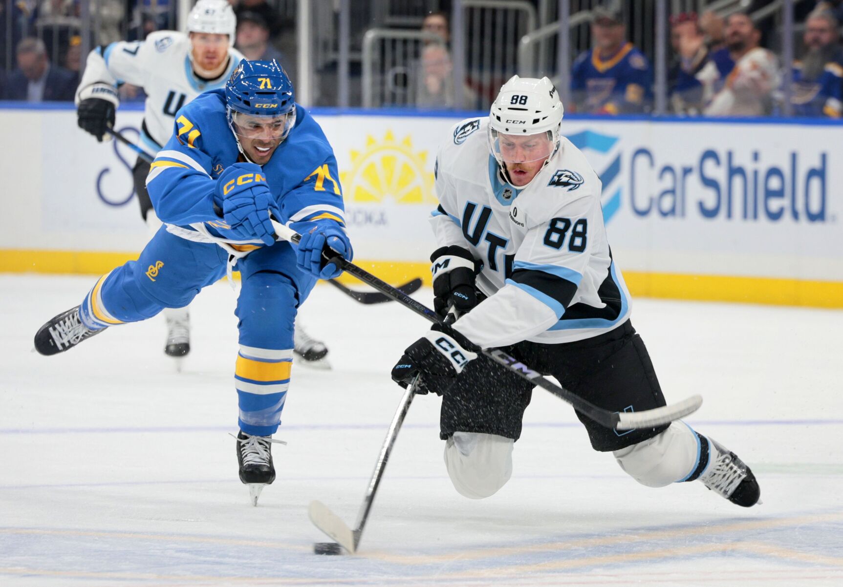 Blues host the Mammoth